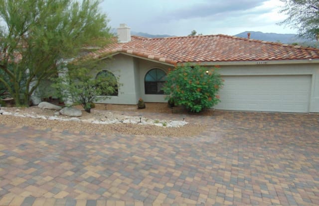 4444 N Rock Cliff Rd - 4444 N Rockcliff Rd, Catalina Foothills, AZ 85750