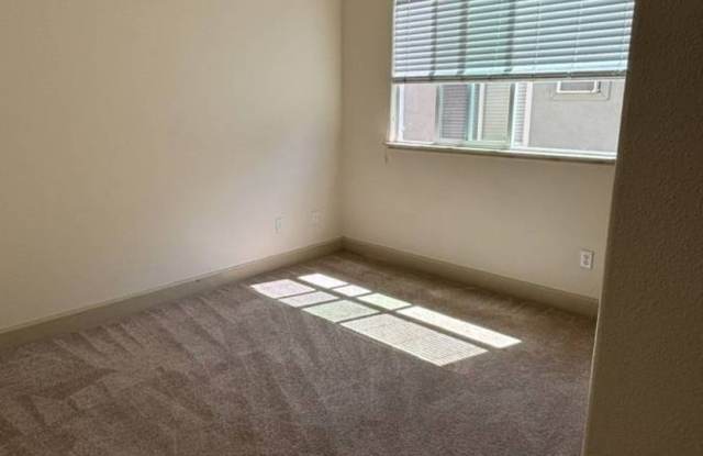 Photo of Charming 2BR Duplex in Stockton