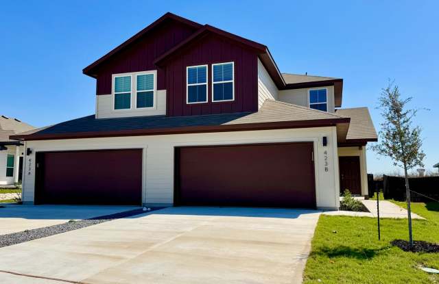 Stunning 4x3 Luxury Duplex in Buda, TX!