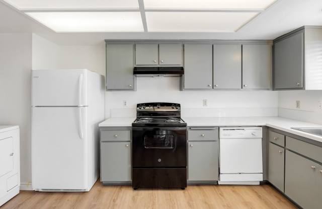 15360 Sequoia Street