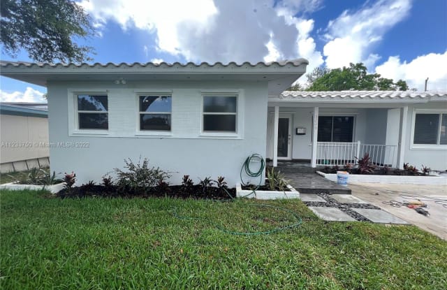 3226 Cleveland Street - 3226 Cleveland Street, Hollywood, FL 33021