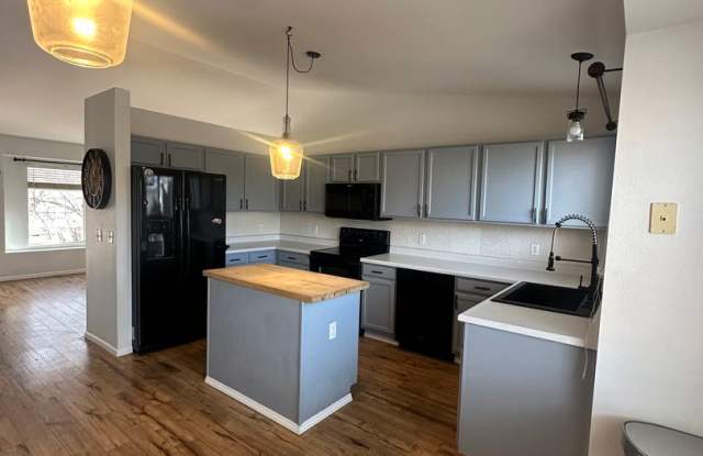 Move-In Ready 4-Bedroom Home in Stetson Hills with Fenced Yard