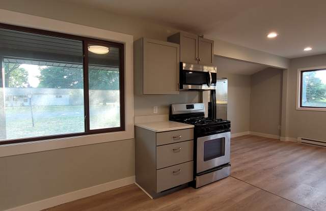 10051 Magnolia Street Northwest