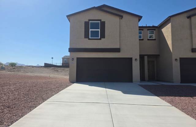 Brand-New 3 Bedroom Townhome in the Sunbeam Community!
