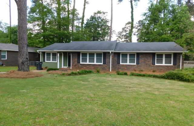 2921 Stratford Drive