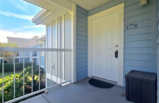 2604 GRASSY POINT DRIVE