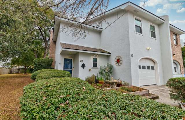29 Meander Row - 1