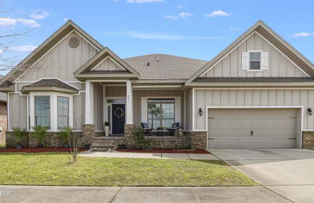 Photo of 221 S Shoreview Drive