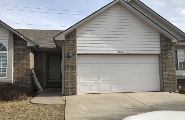 2610 N Hillcrest Cir - 2610 East Hillcrest Street, Wichita, KS 67220