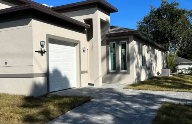 3007 gilbert ave s na - 3007 Gilbert Avenue South, Lehigh Acres, FL 33973