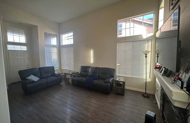 6016 Sunflower Street