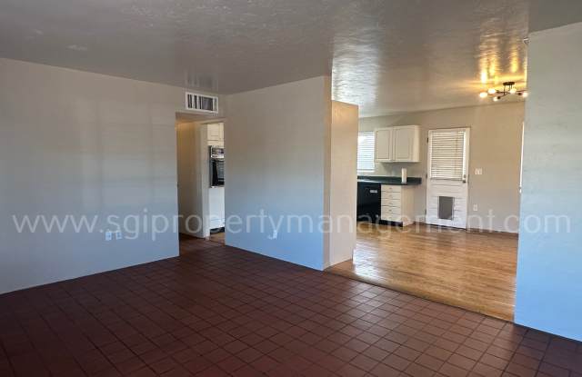 1149 W Romo Jones St