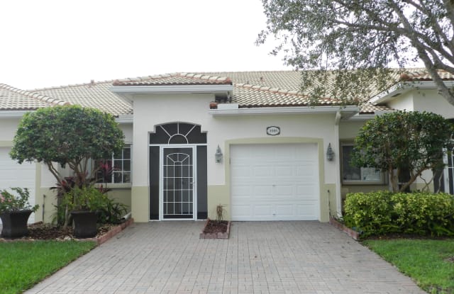 2381 Windjammer Way - 2381 Windjammer Way, West Palm Beach, FL 33411