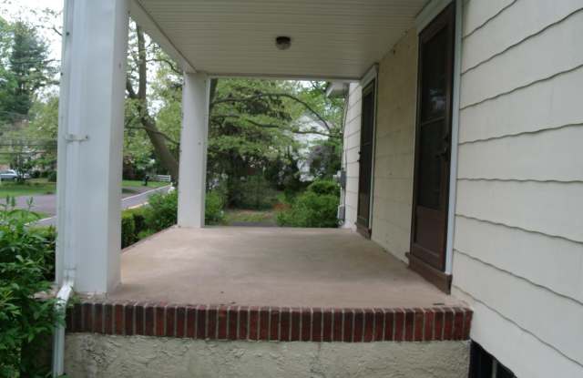 1311 BRISTOL Road unit: 1