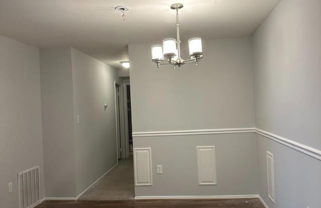 5618 BLOOMFIELD DRIVE