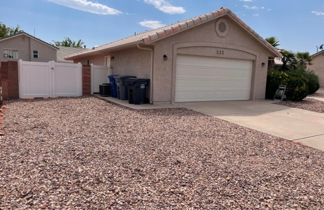 252 E 800 S - 252 East 800 South, Ivins, UT 84738