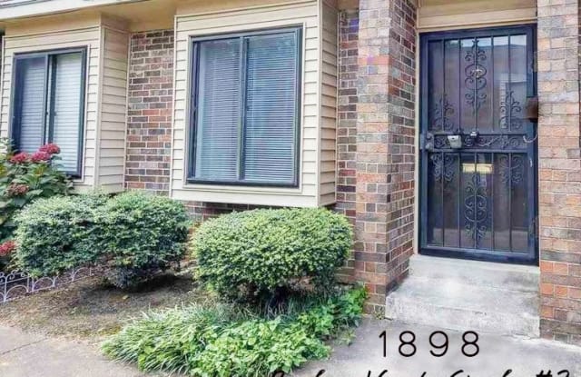 1898 Poplar Woods Cir E Unit 2 - 1898 Poplar Woods Circle West, Germantown, TN 38138