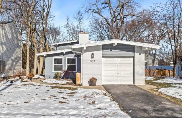 537 County Line Road