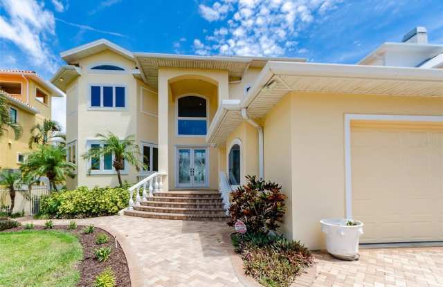901 HARBOR DRIVE