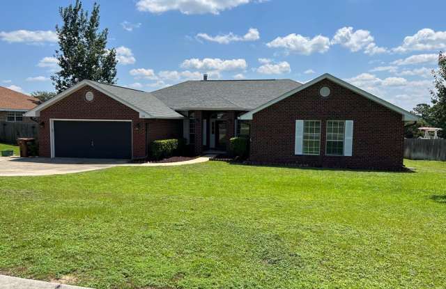 Spacious 4 Bedroom in South Crestview