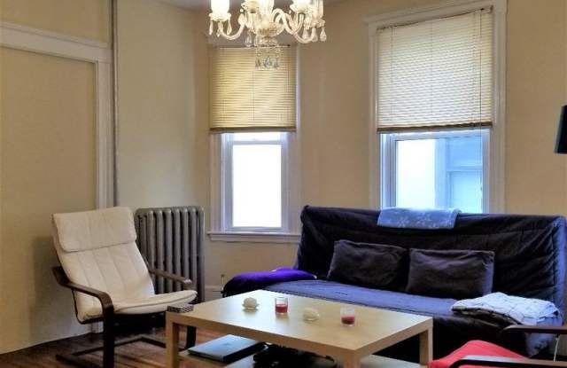 VERY NICE 3 BED IN BROOKLINE!!!!