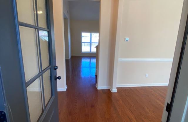 Bartlett 4 Bedroom 2.5 Bath Rental Home in Country Creek Subdivision