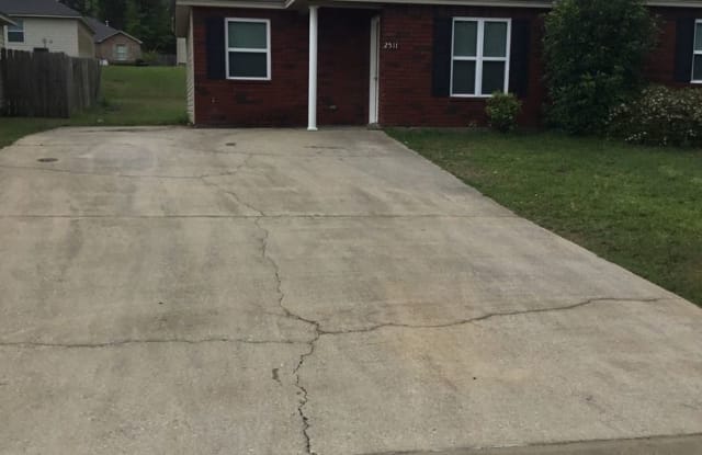 2511 Creekwood - 2511 Creekwood Dr, Ruston, LA 71270