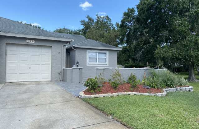 Photo of 196 Hunter Ct