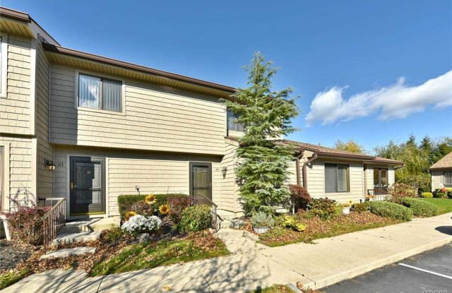 20 Stanford Ct - 20 Stanford Court, North Wantagh, NY 11793