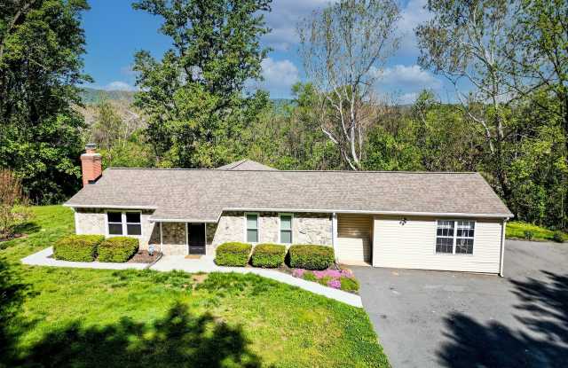 2816 BALLENGER CREEK Pike