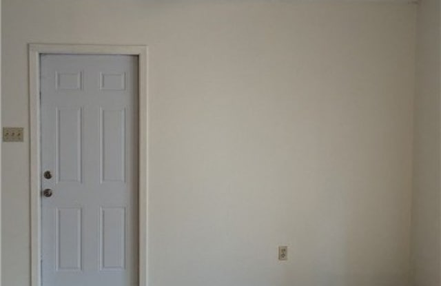 1109 N Bishop Street