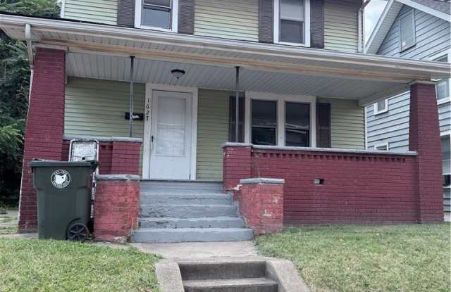 1627 Bryan Avenue SW