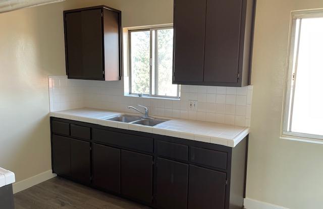 11209 Budlong Avenue