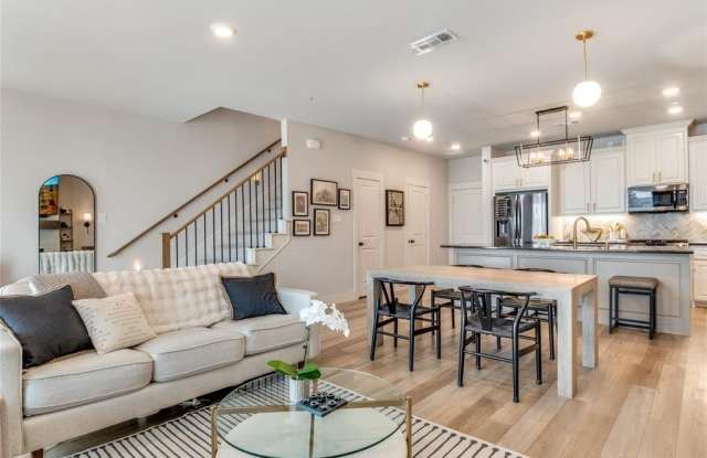 Photo of 3691 Rosemont Drive