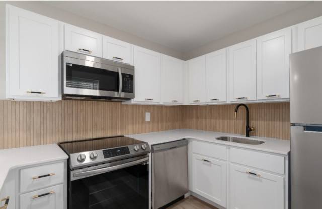 Laura Lane Apartments