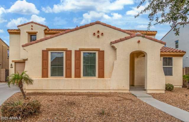 20932 E VIA DE ARBOLES --