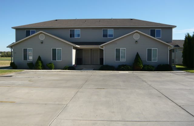 1020 N 19th Avenue - 1 - 1020 North 19th Avenue, Pasco, WA 99301