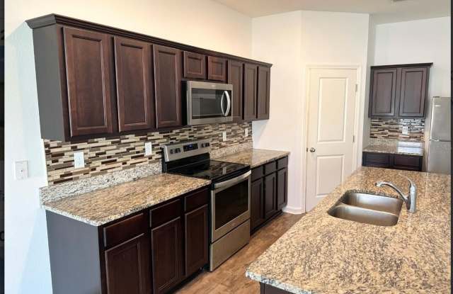 896 ORCHID GROVE BOULEVARD