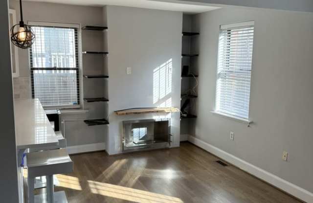 Photo of 661 Morris Place Northeast