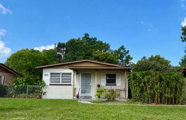 2810 Geoffrey Drive