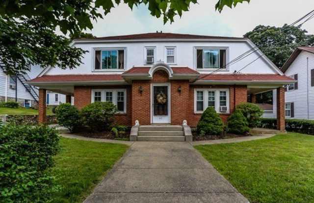 Photo of 60 Margin St unit: 1L