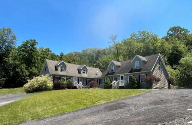 Photo of 492 Midland Lake Road unit: 1