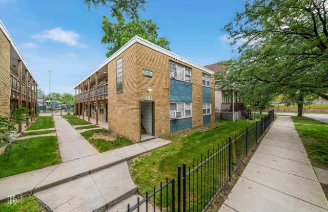 6618 S Wabash Ave