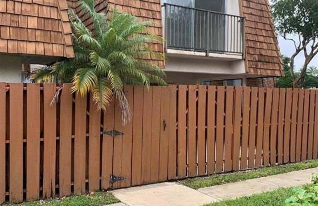 2161 Orange Grove Drive unit: D-9