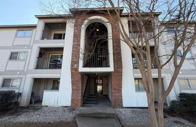 Photo of Court Square Condo Unit F-204