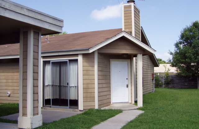 Photo of Adorable Duplex