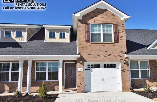 Beautiful 3BR/2.5BA+Bonus luxury townhome! Attached garage AND washer/dryer included!