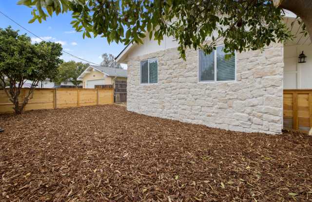 78 Magnolia Avenue - B