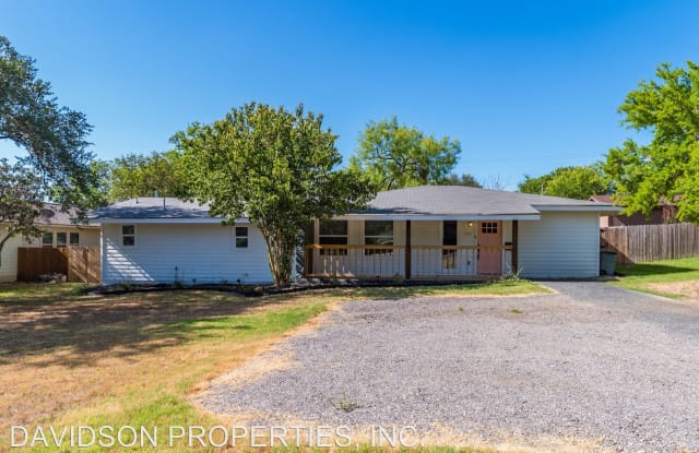 544 Rittiman Rd - 544 Rittiman Road, Terrell Hills, TX 78209