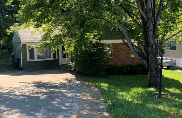 Sandusky Home With Main Level Master Bedroom